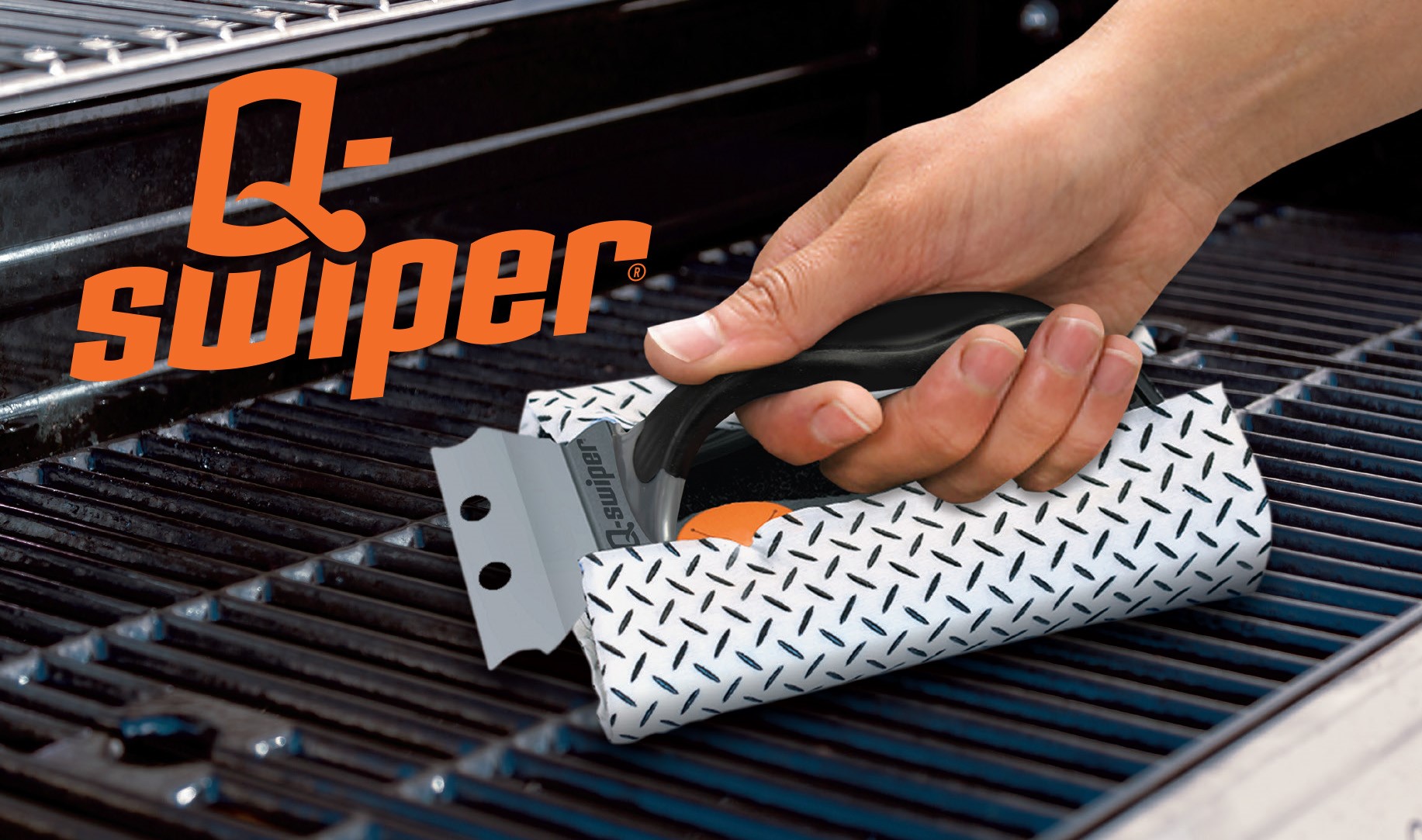  Q-Swiper BBQ Grill Cleaner Set - 1 Grill Brush with Scraper and  25 BBQ Grill Cleaning Wipes, No Bristles & Wire Free